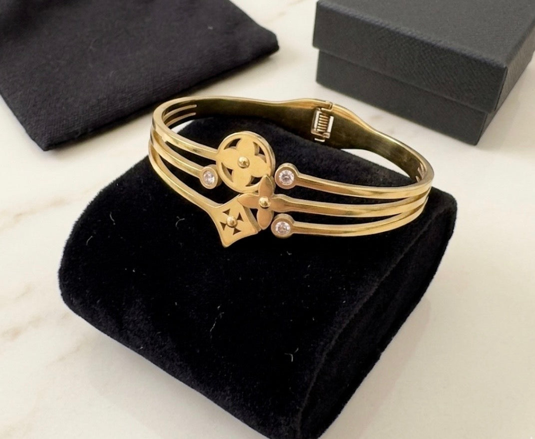 Stainless Steel Flower Bangle