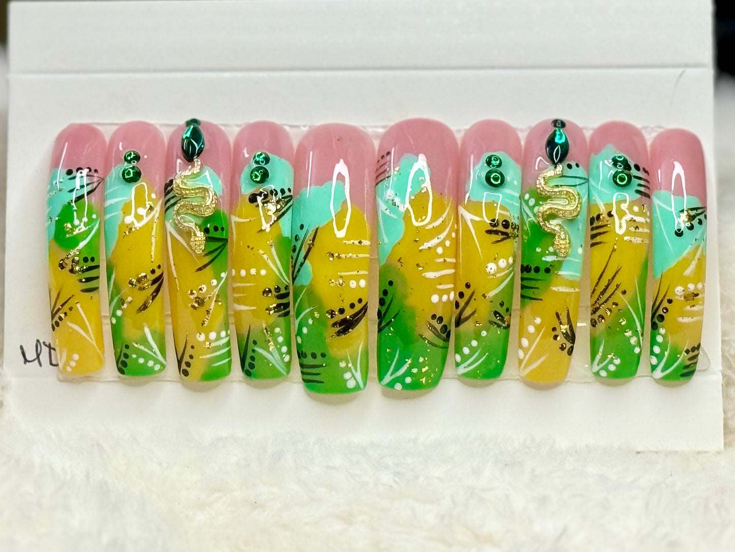 90s Inspired Curvy - Paws By Picasso 90s Inspired Curvy